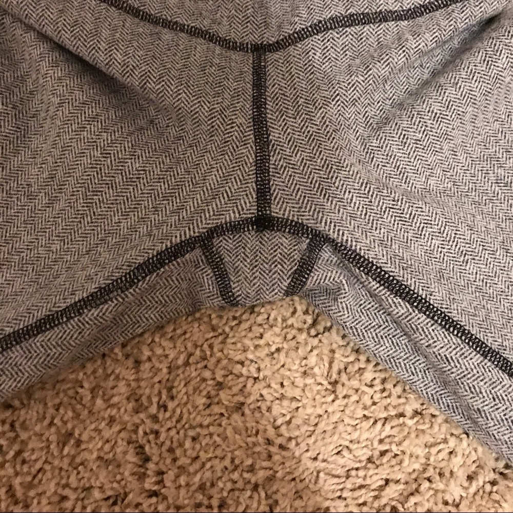 Lululemon Ghost Herringbone Roll Down Wup - image 2